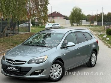 Opel Astra J 1.4 TURBO AUT