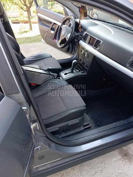 Opel Vectra C 1.9 CDTI