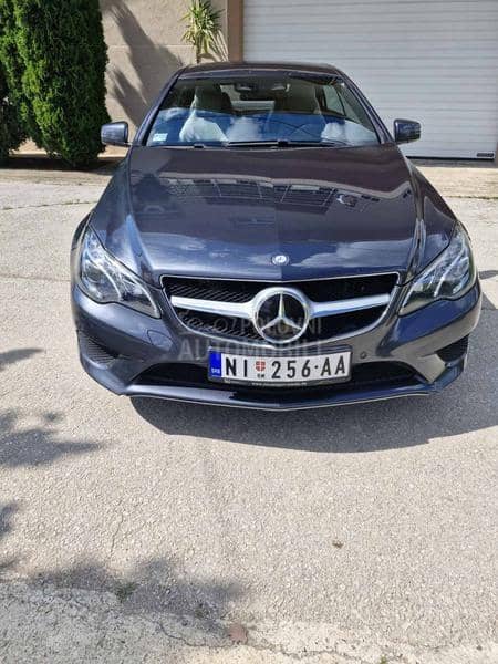 Mercedes Benz E 220 