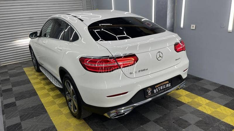 Mercedes Benz GLC 250 PREMIUM N.O.V Mercedes Benz GLC 250 PREMIUM N.O.V