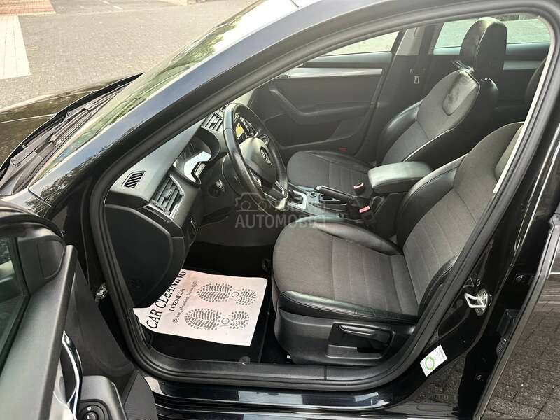 Škoda Octavia DSG//LED//NAV//