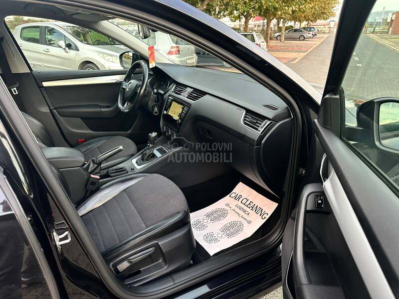 Škoda Octavia DSG//LED//NAV//