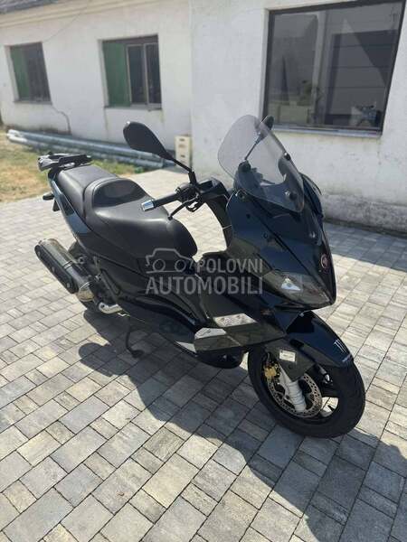 Gilera Nexus 500cc