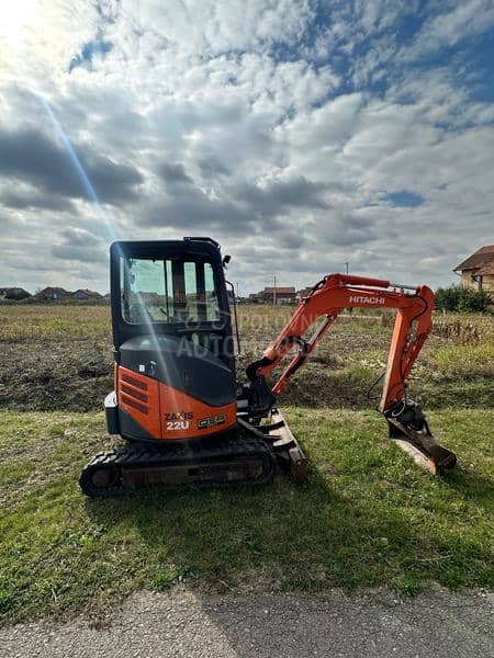 Hitachi ZX22U