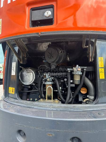 Hitachi ZX22U