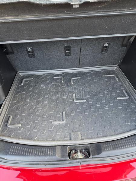 Suzuki SX4 S-Cross 4WD ELEGANCE