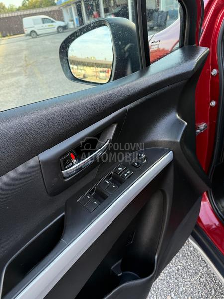 Suzuki SX4 S-Cross 4WD ELEGANCE