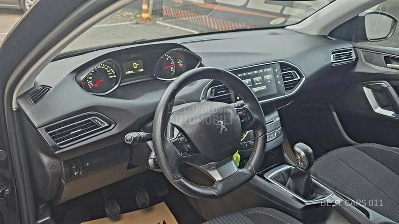 Peugeot 308 1.6E-HDI NAVY