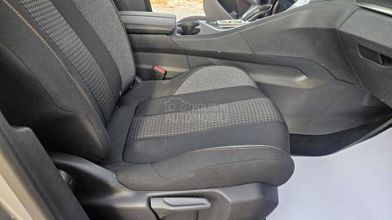 Peugeot 3008 N.A.V.I