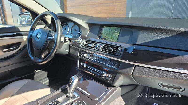 BMW 520 2.0D F11 SPORT AUT