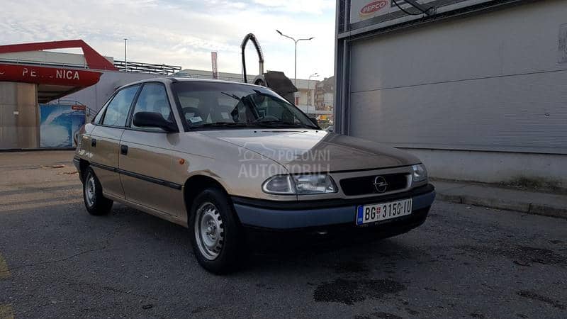 Opel Astra F 1.4 8v