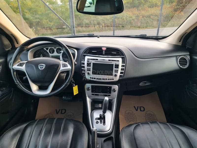 Lancia Delta 1.6mjet