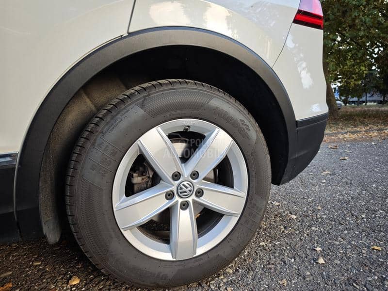Volkswagen Tiguan 2.0/DSG/4x4/PERLA