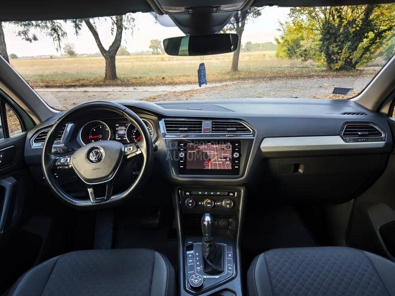 Volkswagen Tiguan 2.0/DSG/4x4/PERLA