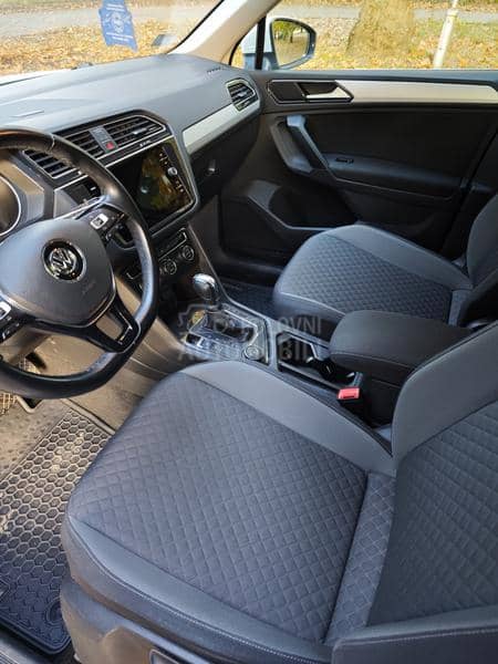 Volkswagen Tiguan 2.0/DSG/4x4/PERLA