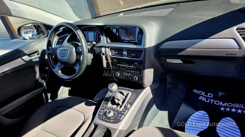 Audi A4 2.0TDi RESTY LED