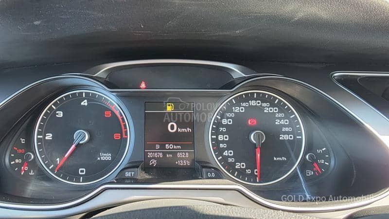 Audi A4 2.0TDi RESTY LED