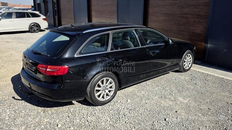 Audi A4 2.0TDi RESTY LED