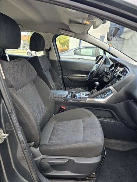 Peugeot 3008 1.6 HDI Peugeot 3008 1.6 HDI