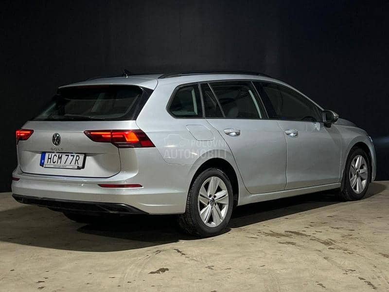 Volkswagen Golf 8 1.5 TGI DSG 2021