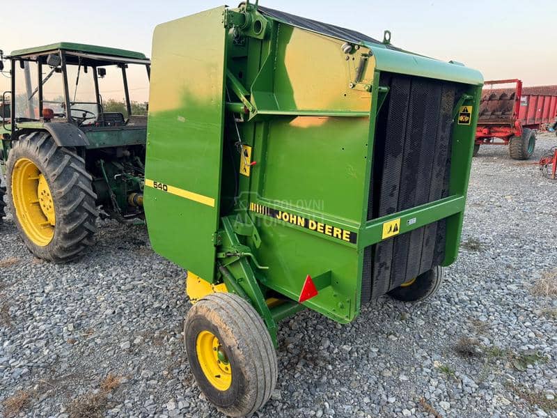 John Deere 540 automatsko