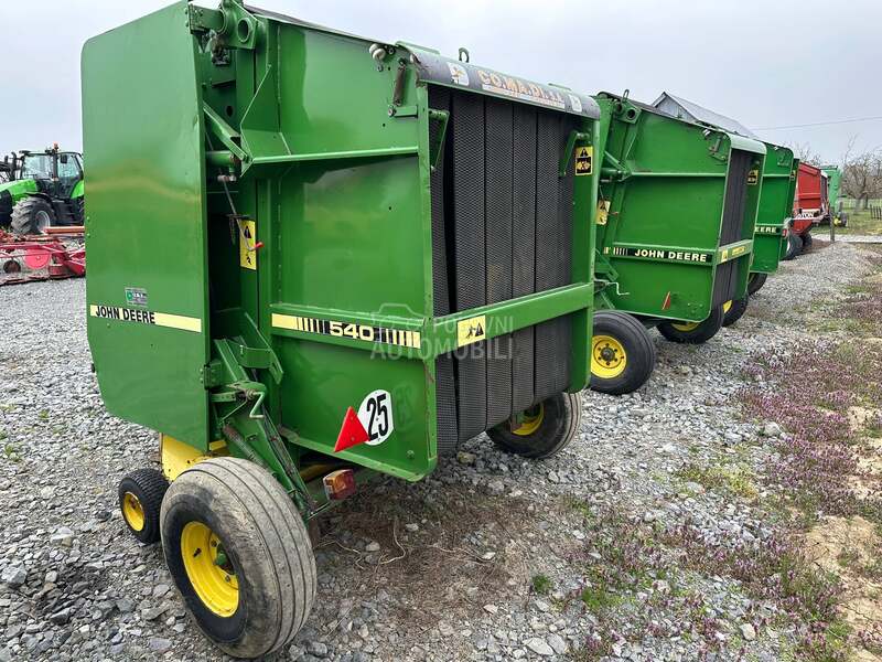 John Deere 540 automatsko