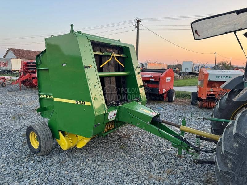 John Deere 540 automatsko