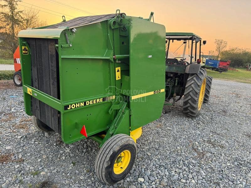 John Deere 540 automatsko