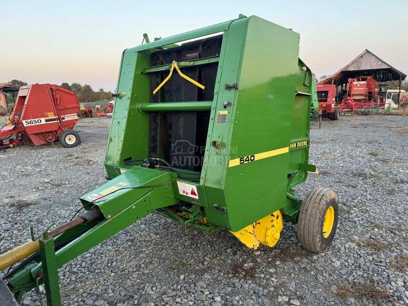 John Deere 540 automatsko