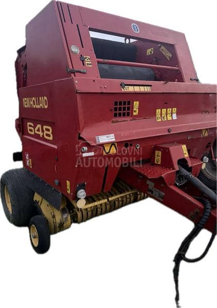 New Holland 648