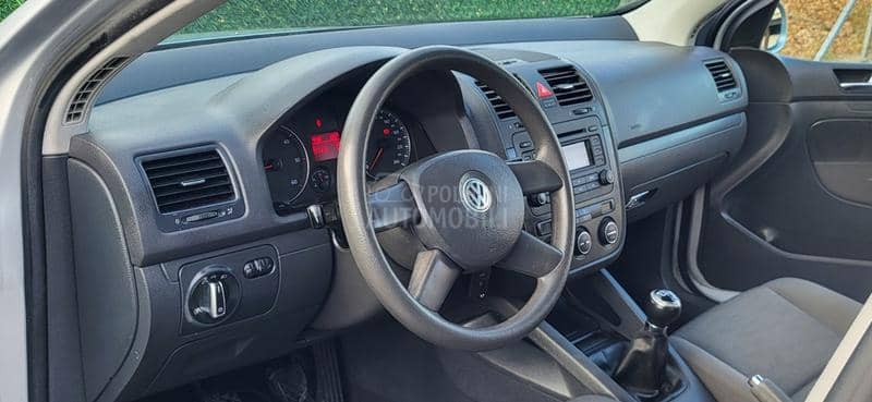 Volkswagen Golf 5 1.9 TDI PER.FEK.TAN