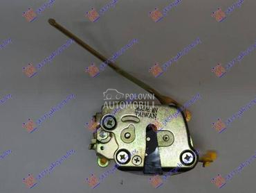 BRAVA PREDNJIH VRATA Levo za Toyota Hilux od 1989. do 1994. god.