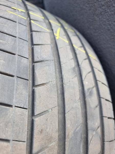 Nexen 225/55 R17 Letnja