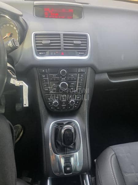 Opel Meriva 1.4B Švajcarska