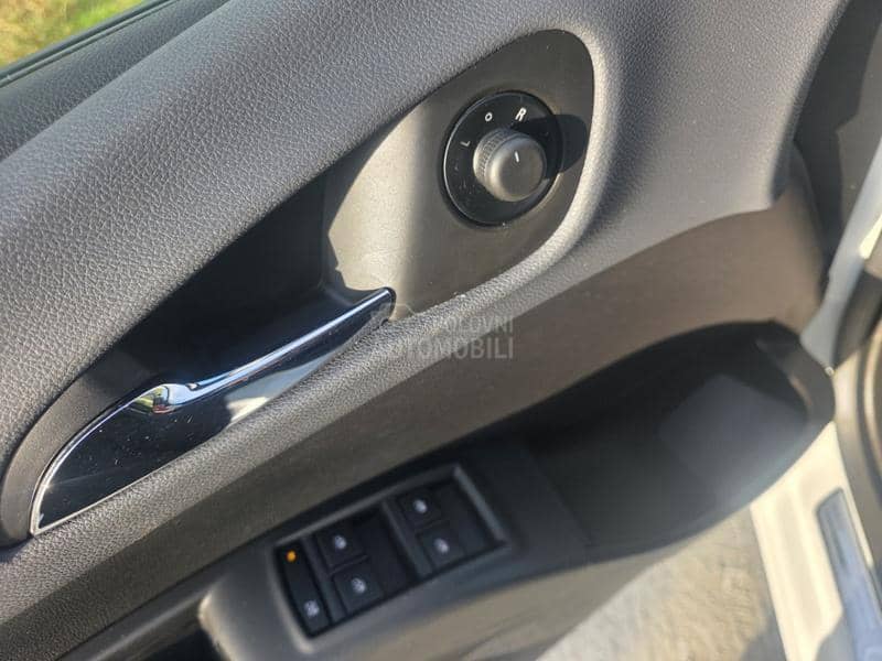 Opel Meriva 1.4B Švajcarska