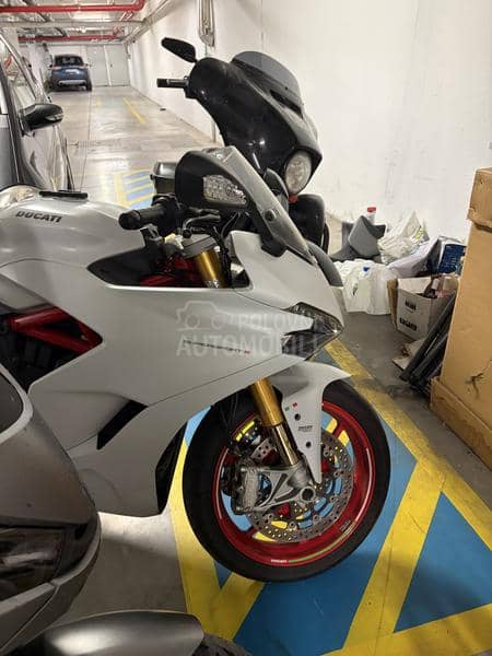 Ducati Supersport S