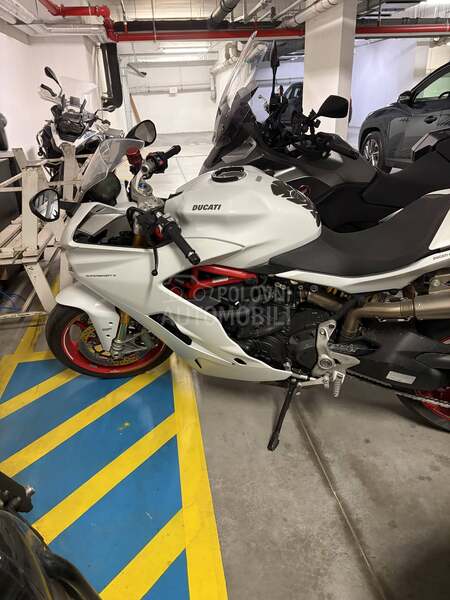 Ducati Supersport S