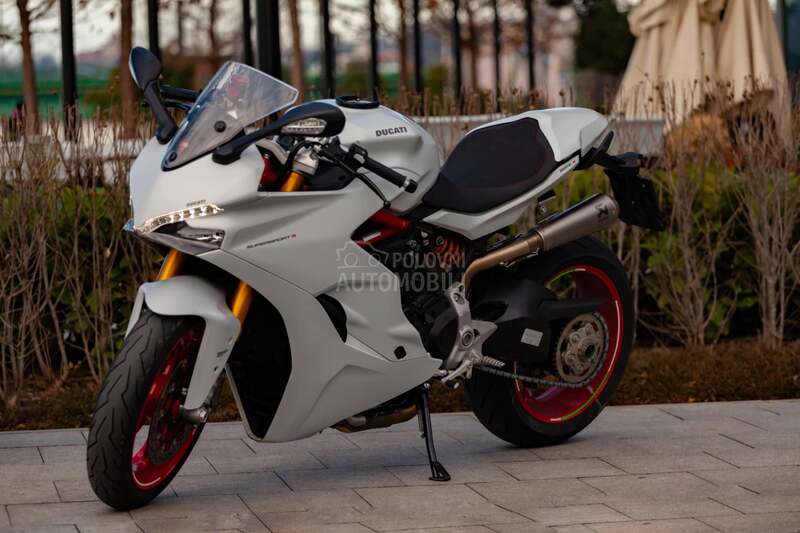 Ducati Supersport S