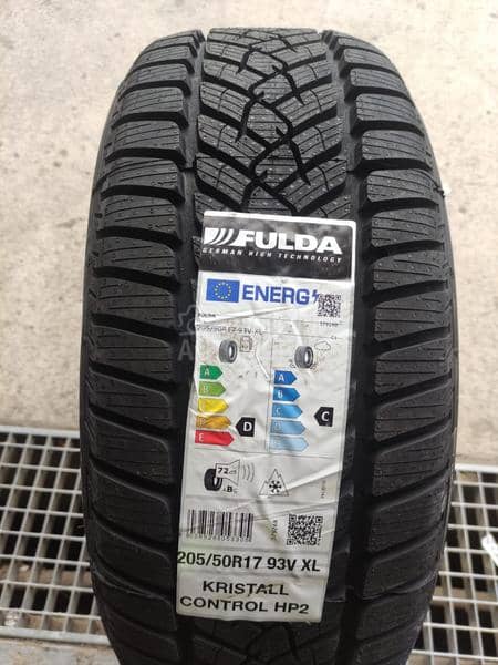 Fulda 205/50 R17 Zimska