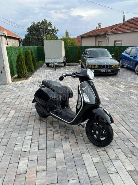 Piaggio Vespa GT 125