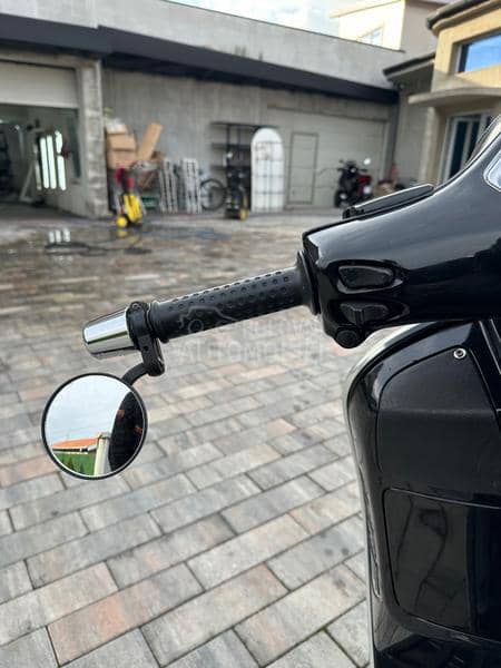 Piaggio Vespa GT 125