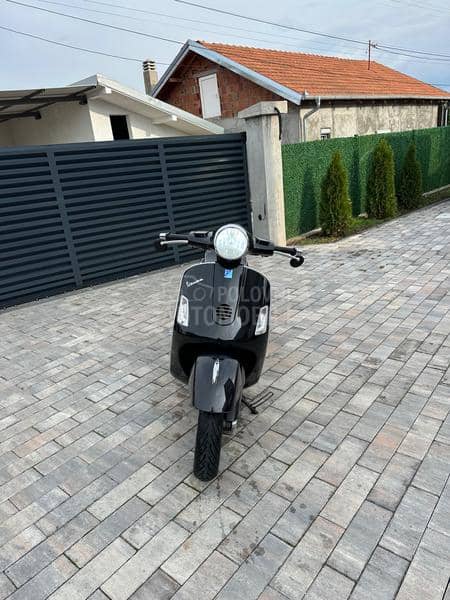 Piaggio Vespa GT 125