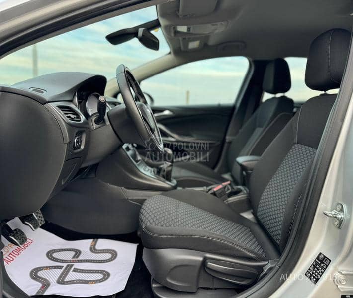 Opel Astra K 1.6 CDTI // N.O.V