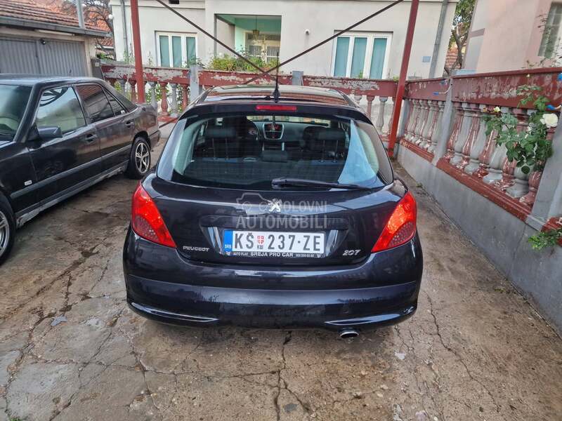 Peugeot 207 1.6b