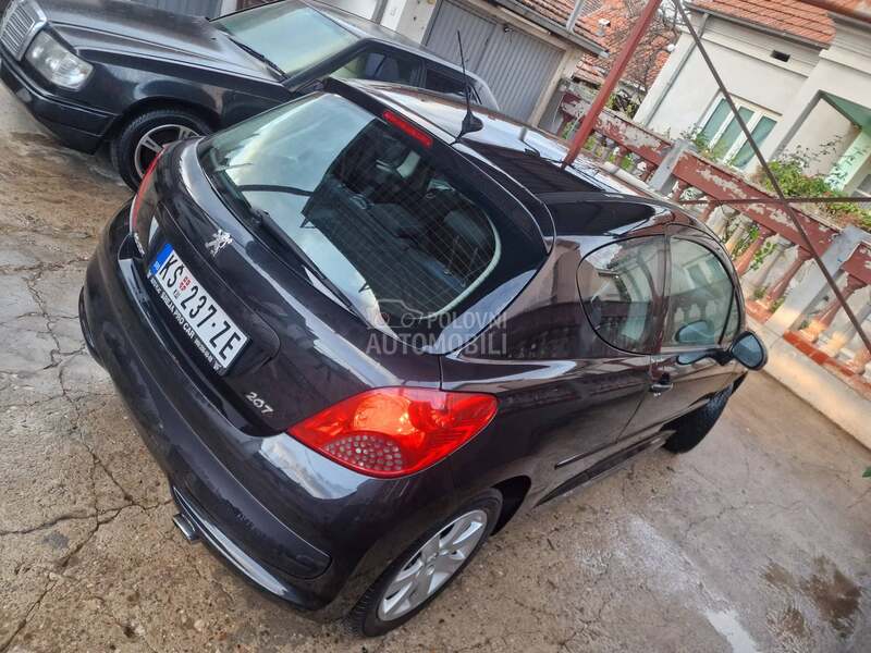 Peugeot 207 1.6b