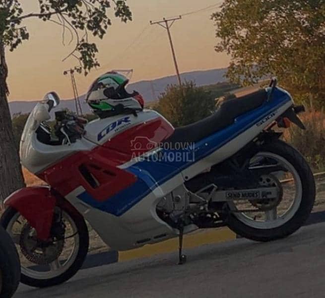 Honda CBR 500f