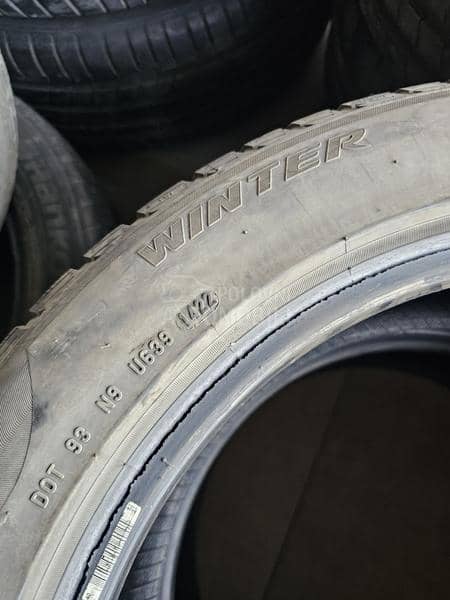 Pirelli 205/55 R17 Zimska