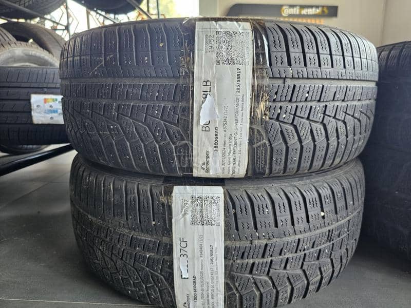 Hankook 205/55 R17 Zimska
