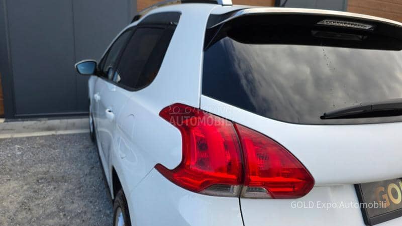 Peugeot 2008 1.2 B.E.N.Z  LEP