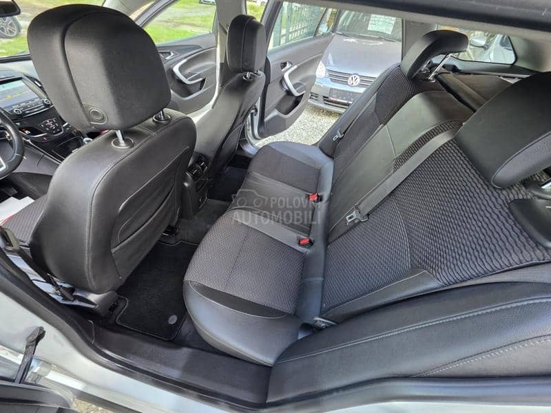 Opel Insignia 2.0 CDTI N.A.V.I Opel Insignia 2.0 CDTI N.A.V.I